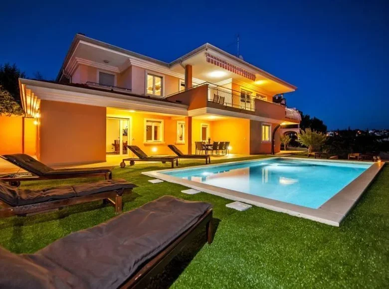 4 bedroom Villa 550 m² Rovinj, Croatia