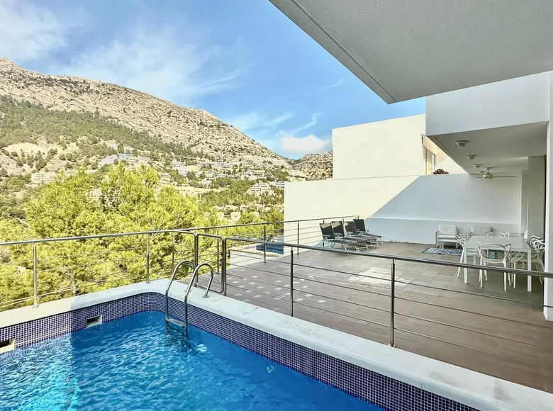 Duplex 4 bedrooms  Altea, Spain