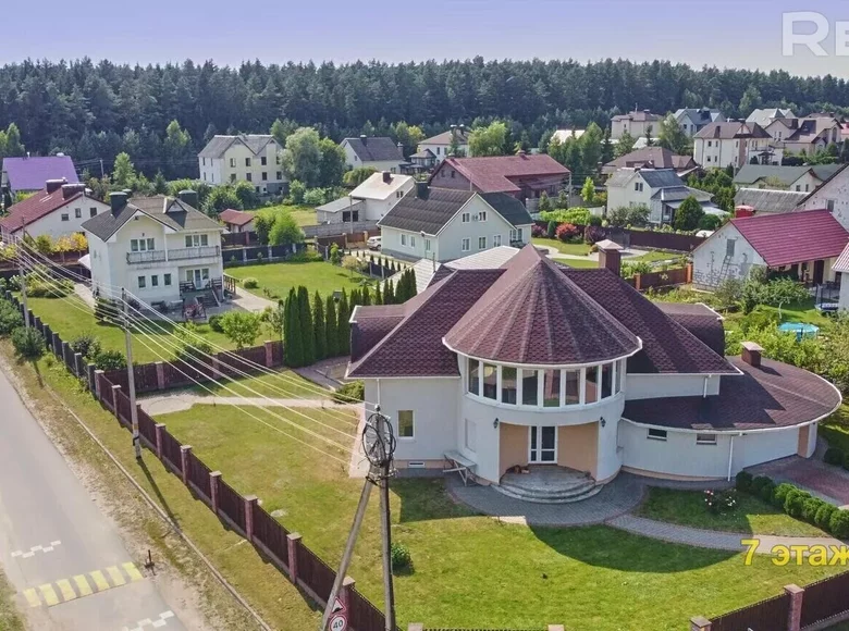 House 321 m² Borovlyany, Belarus