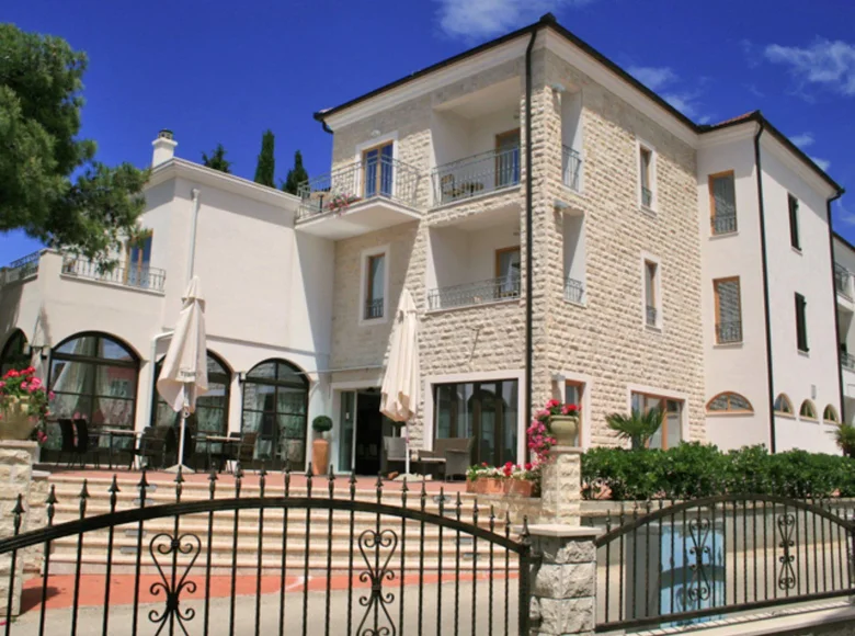 Nieruchomości inwestycyjne  Vodice, Chorwacja