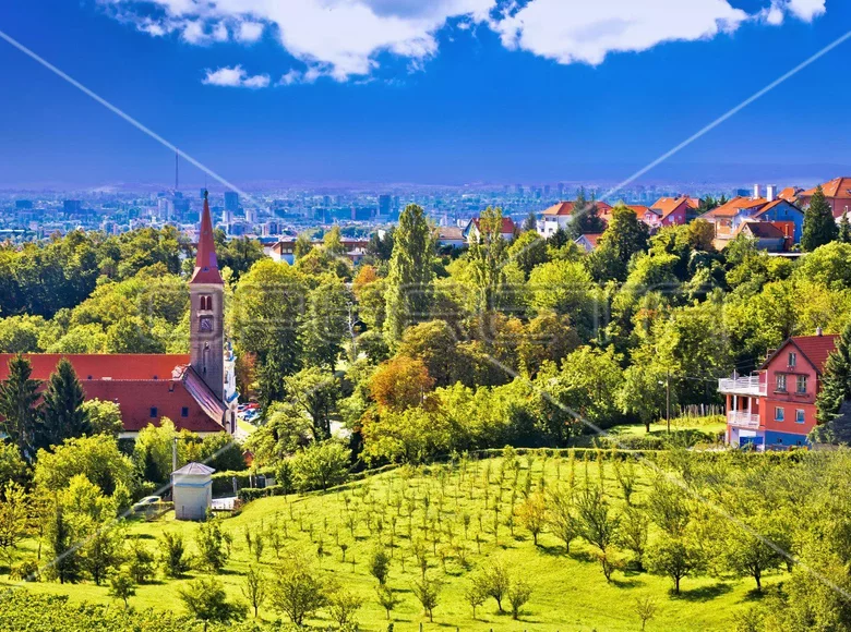 Grundstück 2 608 m² Zagreb, Kroatien