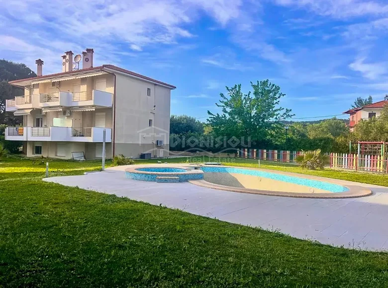 2 bedroom apartment 59 m² Nikiti, Greece