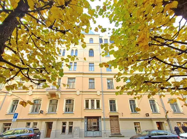 Mieszkanie 4 pokoi 155 m² Ryga, Łotwa