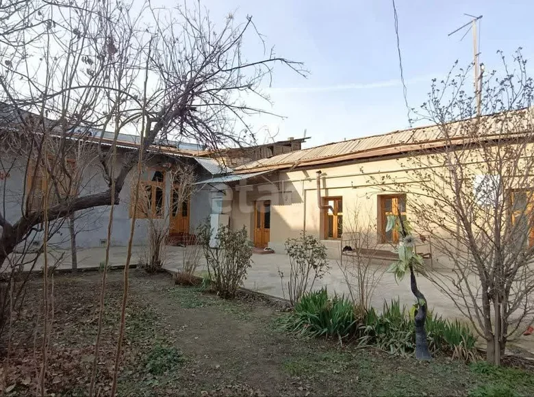 Kottej 5 xonalar 147 m² Samarqandda