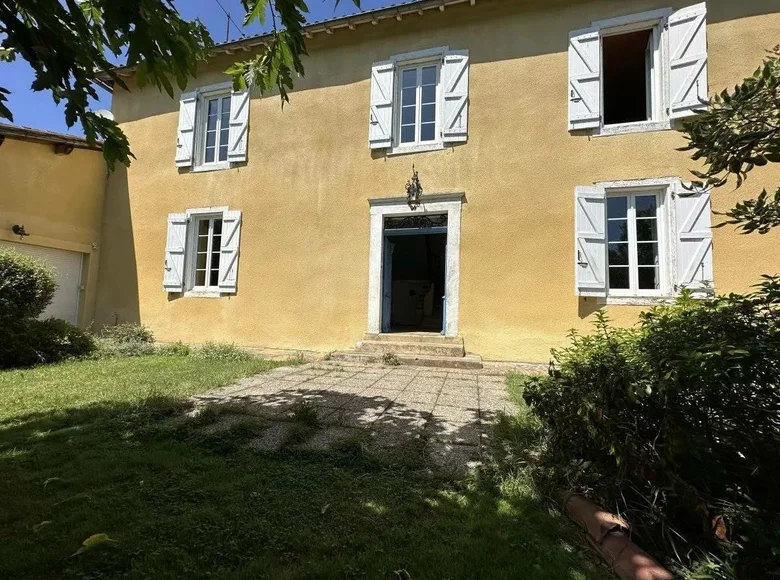 Dom 8 pokojów 160 m² Trie-sur-Baise, Francja