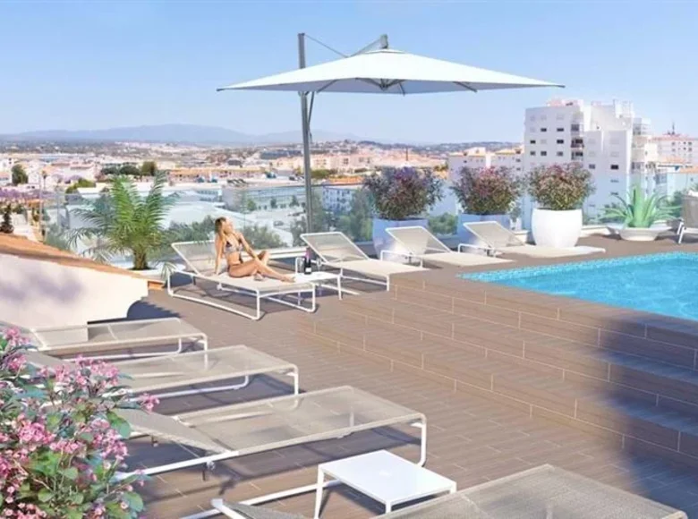 Mieszkanie 2 pokoi 106 m² Faro, Portugalia