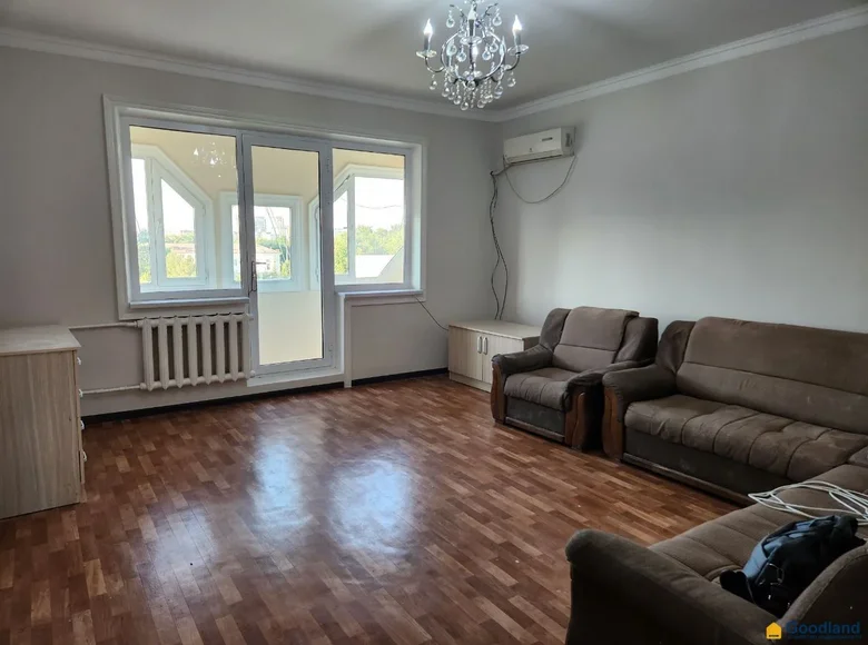 Kvartira 3 xonalar 72 m² Toshkentda