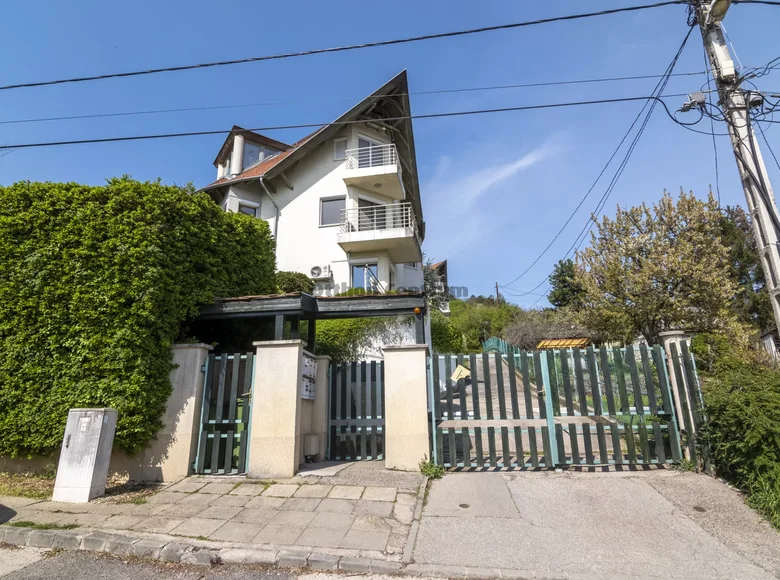 Mieszkanie 3 pokoi 93 m² Budapeszt, Węgry