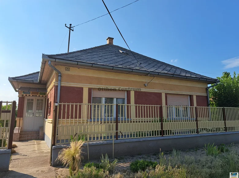 2 room house 68 m² Nagykatai jaras, Hungary