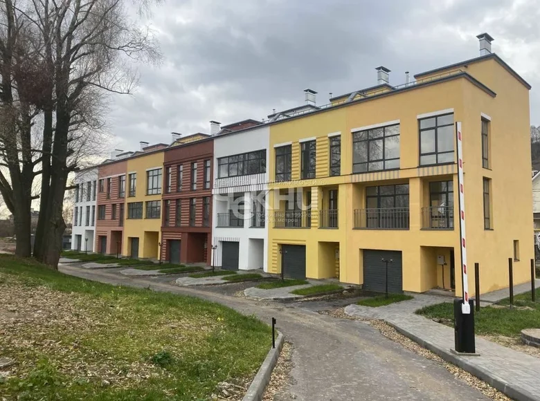 Szeregowiec 220 m² Nizhny Novgorod, Rosja