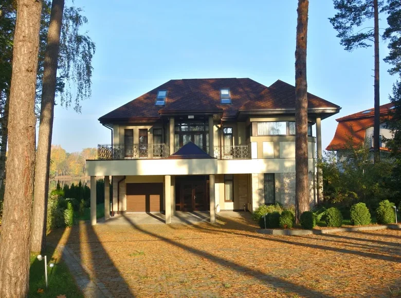 Villa 8 bedrooms 670 m² Sunisi, Latvia