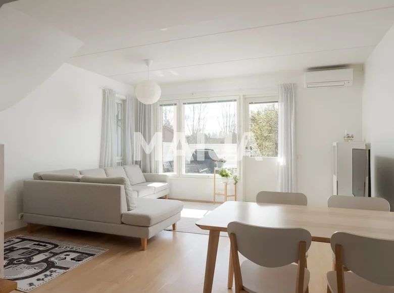 Квартира 3 комнаты 75 м² Jyvaskyla sub region, Финляндия
