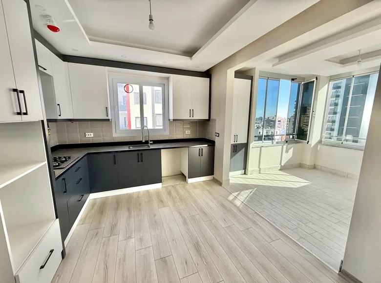 2 bedroom apartment 107 m² Mezitli, Turkey