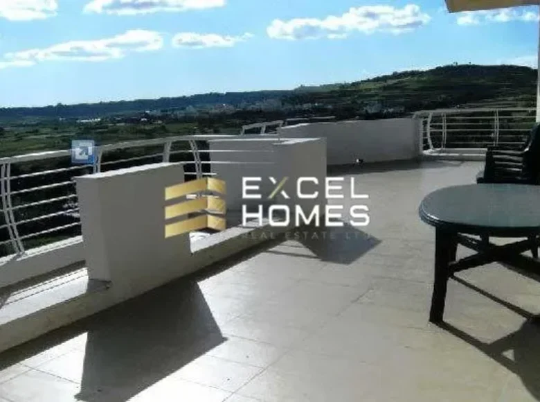 2 bedroom penthouse  Bugibba, Malta