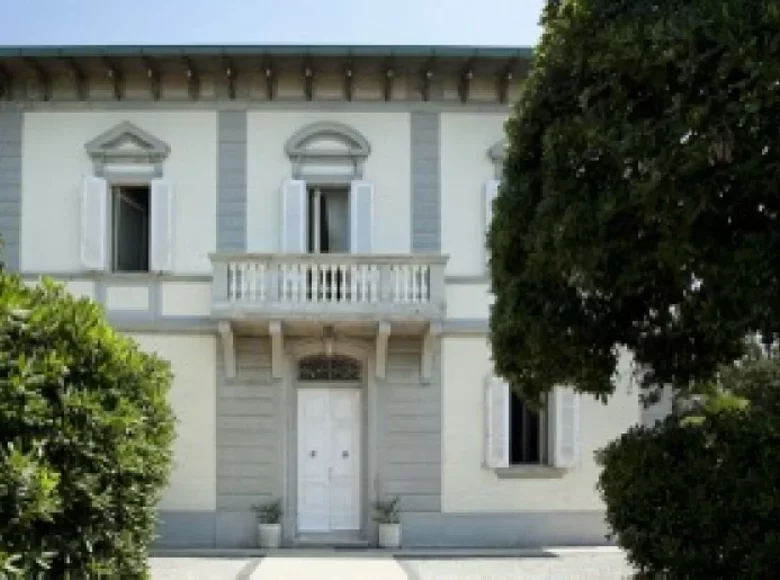 Casa 450 m² Livorno, Italia