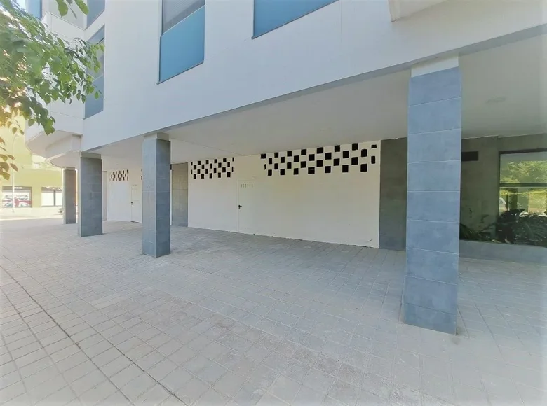 Commercial property 109 m² in Alicante, Spain