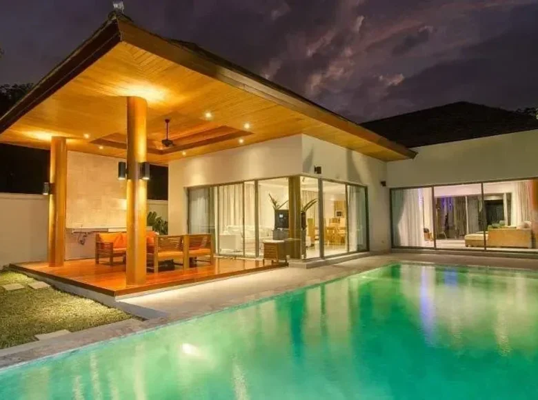 4 bedroom Villa 472 m² Phuket, Thailand