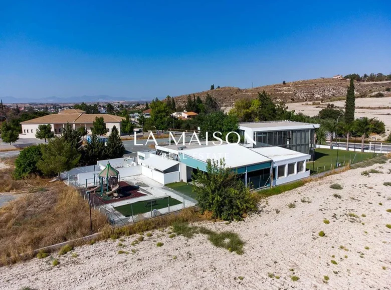 Investment 340 m² in Dali, Cyprus