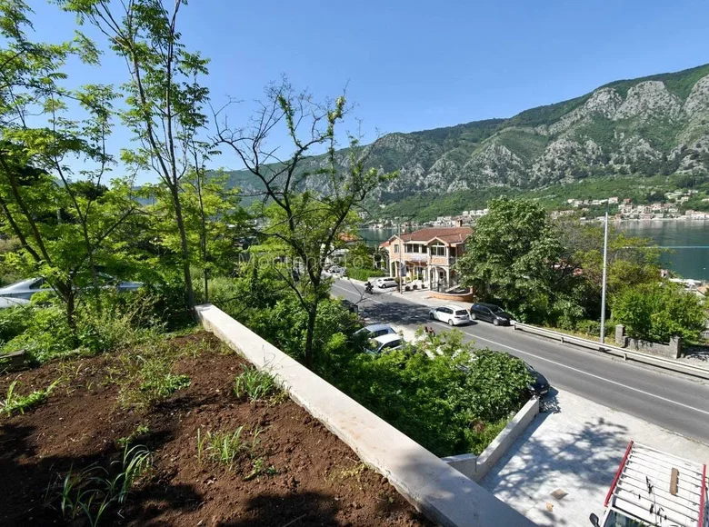 Apartamento 3 habitaciones 106 m² Bijela, Montenegro