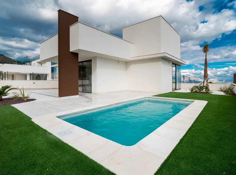 Villa de tres dormitorios 100 m² Alfaz del Pi, España