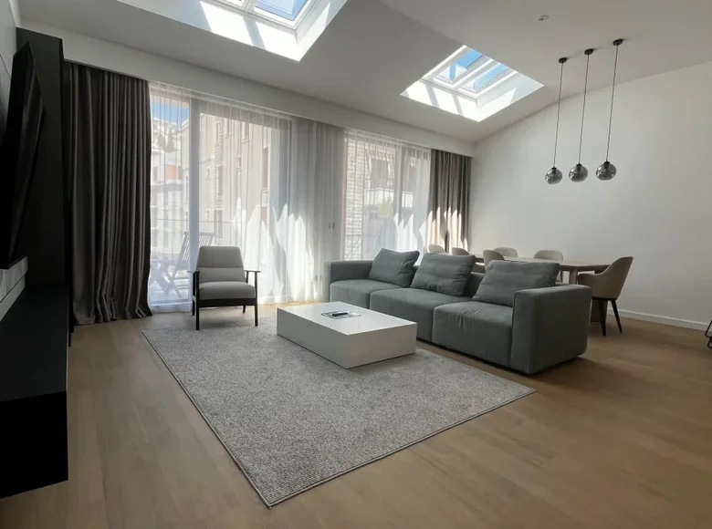 2 bedroom penthouse 106 m² Budva, Montenegro