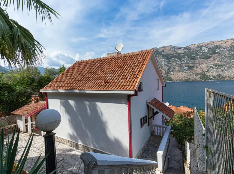 Wohnung 6 Schlafzimmer 200 m² Stoliv, Montenegro