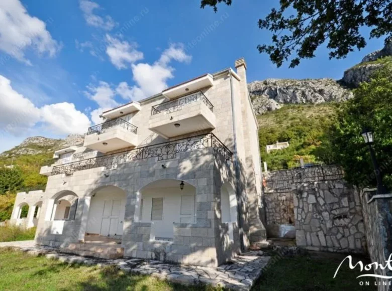 Dom 4 pokoi  Sveti Stefan, Czarnogóra