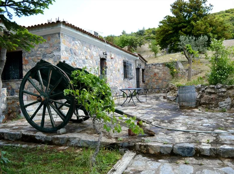 Chalet 3 chambres 101 m² demos dirphyon - messapion, Grèce