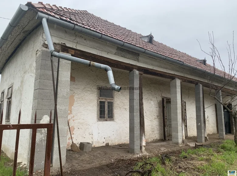 2 room house 60 m² Poroszlo, Hungary