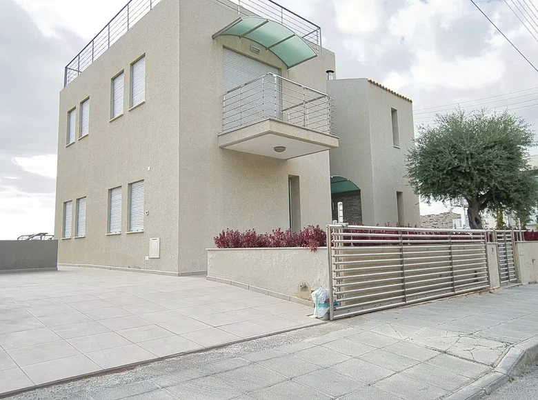 Maison 5 chambres 310 m² Demos Agiou Athanasiou, Chypre