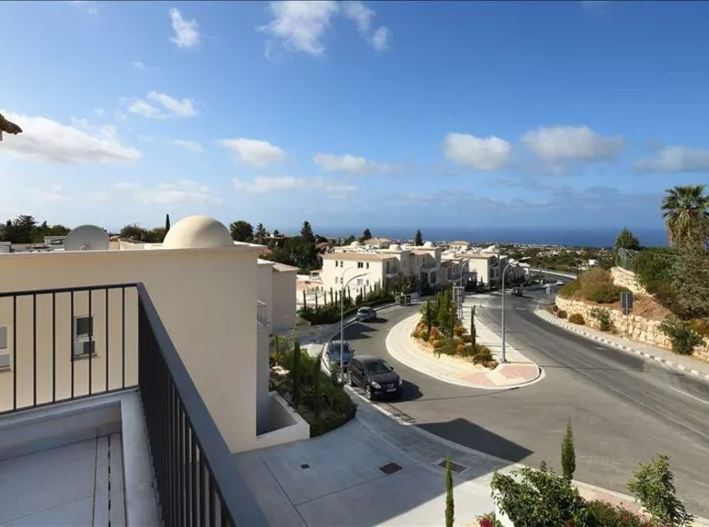 Mieszkanie 4 pokoi 114 m² Pafos, Cyprus