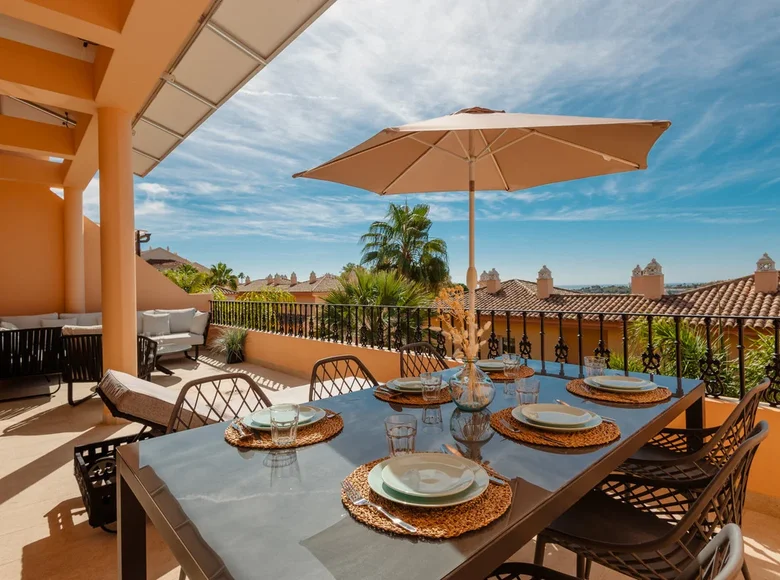 Wohnung 2 Schlafzimmer 259 m² Marbella, Spanien