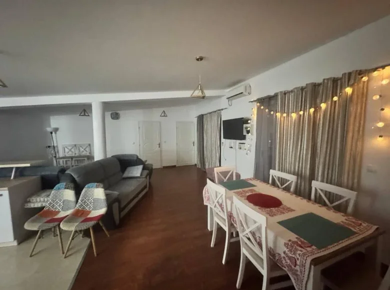 Квартира 3 спальни 102 м² Бар, Черногория