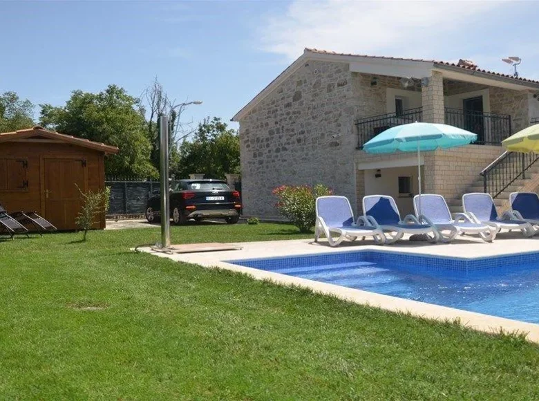 4 bedroom Villa 165 m² Porec, Croatia