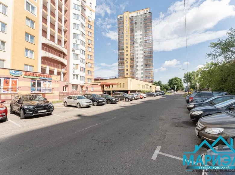 Propiedad comercial 781 m² en Minsk, Bielorrusia