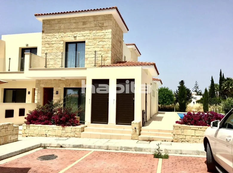 Mieszkanie 3 pokoi 109 m² Peyia, Cyprus