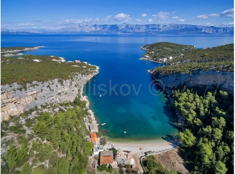 Parcelas 850 m² Vrboska, Croacia