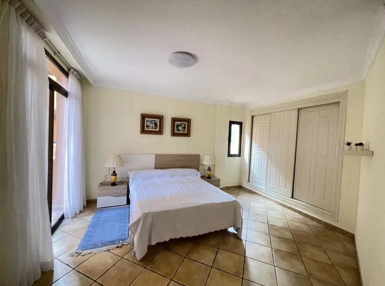 Квартира 2 комнаты 165 м² Benahavis, Испания