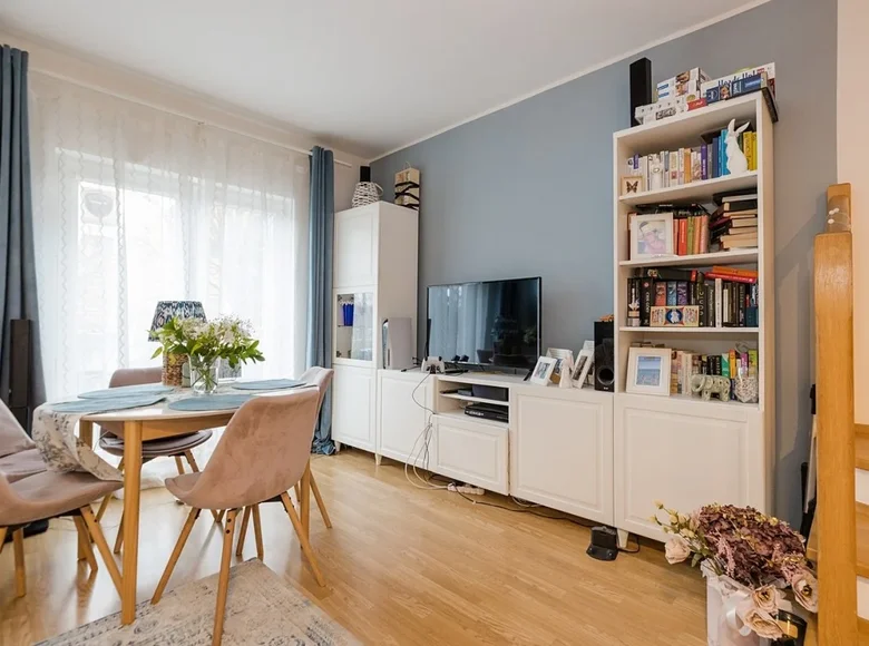 Wohnung 4 zimmer 111 m² Lomianki, Polen