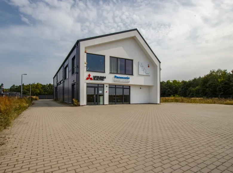 Wohnung 383 m² Lipnica, Polen