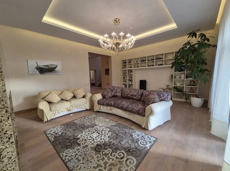 Willa 5 pokojów 340 m² Dzilnuciems, Łotwa
