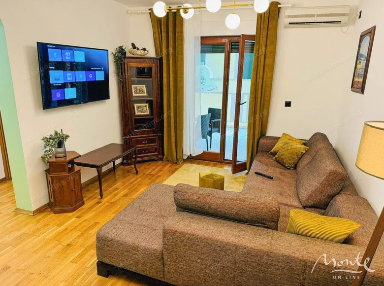 3 bedroom apartment 120 m² Budva, Montenegro