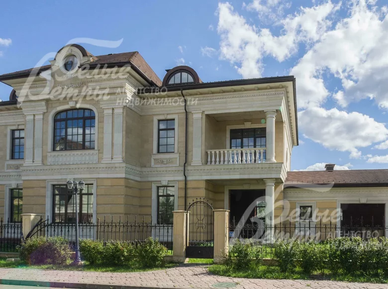 Haus 7 Zimmer 758 m² poselenie Krasnopahorskoe, Russland