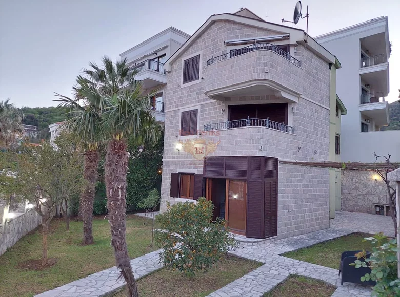 5 bedroom house 168 m² Herceg Novi, Montenegro