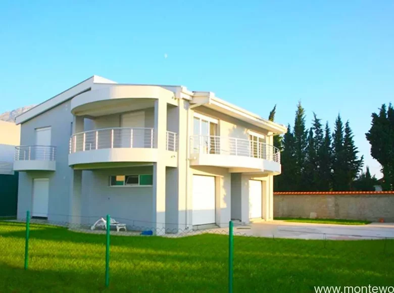 Dom 4 pokoi 300 m² Polje, Czarnogóra