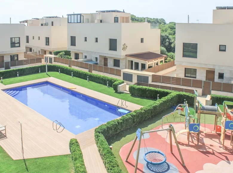 3 bedroom townthouse 201 m² Costa Brava, Spain