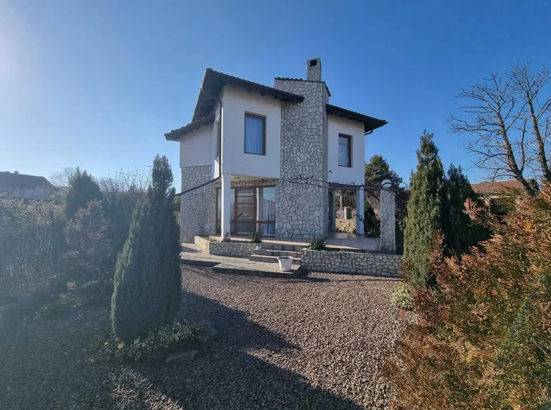 Dom 4 pokoi 102 m² Bata, Bułgaria