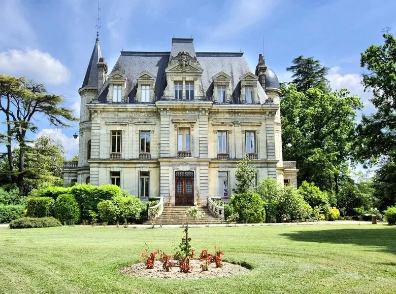 Zamek 18 pokojów 1 036 m² Żyronda, Francja