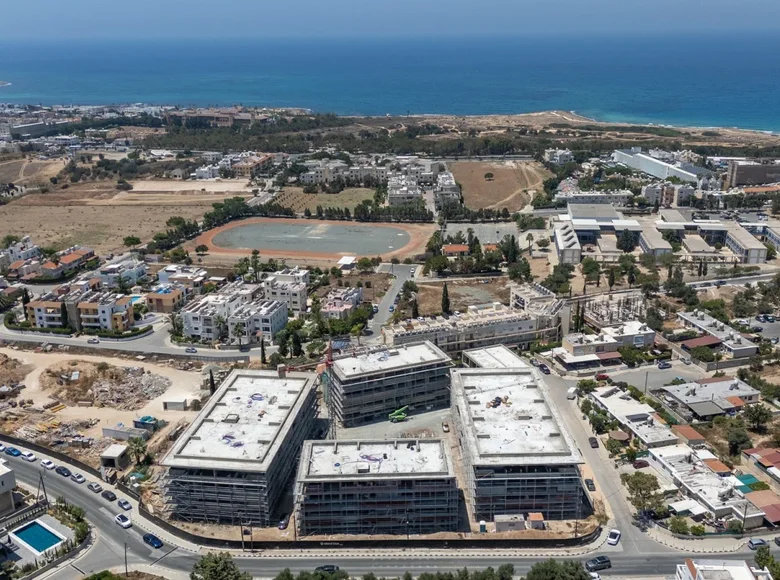 Mieszkanie 3 pokoi 130 m² Pafos, Cypr