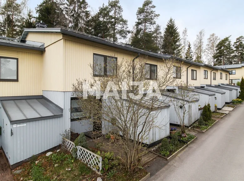 3 bedroom apartment 95 m² Helsinki sub-region, Finland